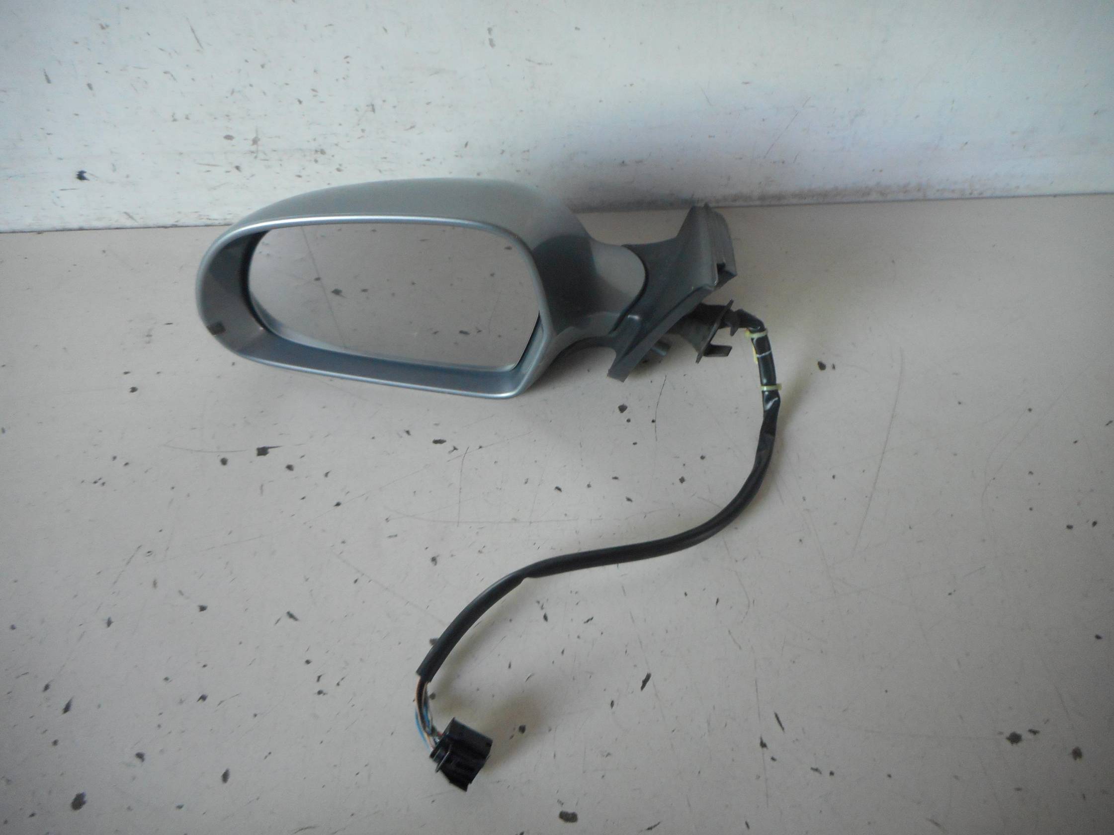 Retrovisore est. regolaz. elettr. sx.